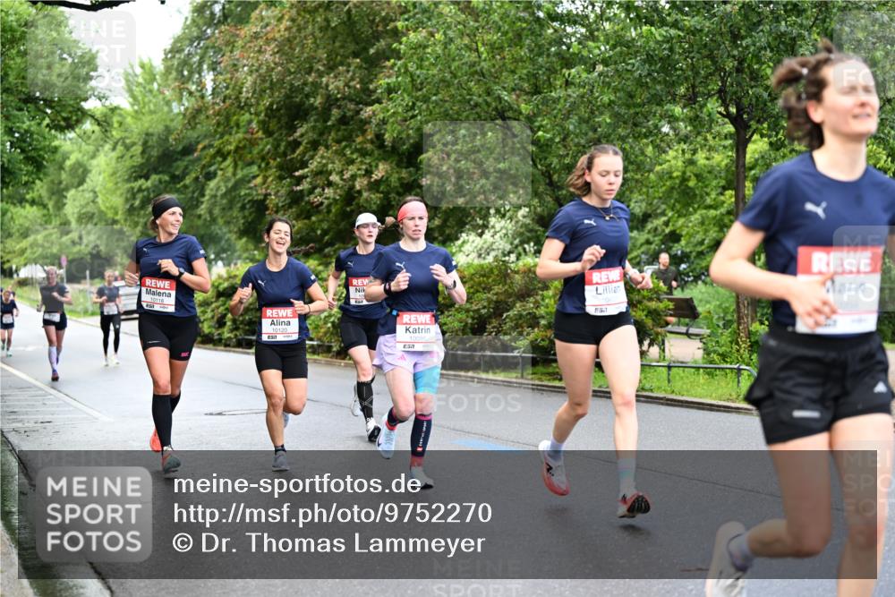 14.06.2026 - REWE Women's Run Dr. Thomas Lammeyer http://msf.ph/oto/9752270 14.06.2026 09:15:09 Laufen 10120, 100, 857 meine-sportfotos.de