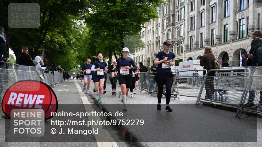 14.06.2026 - REWE Women's Run J. Mangold http://msf.ph/oto/9752279 14.06.2026 10:06:54 Ziel 10006, 10007, 10008, 10009, 10117, 10205, 10467, 10888, 10949, 11015, 11084, 11127, 11161, 11192 meine-sportfotos.de