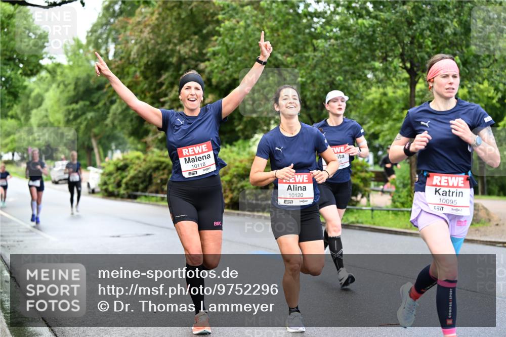 14.06.2026 - REWE Women's Run Dr. Thomas Lammeyer http://msf.ph/oto/9752296 14.06.2026 09:15:10 Laufen 10118, 147247, 10120, 7, 10095, 517 meine-sportfotos.de