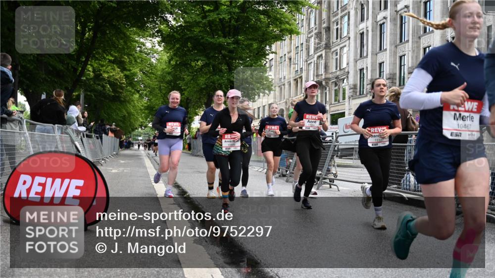 14.06.2026 - REWE Women's Run J. Mangold http://msf.ph/oto/9752297 14.06.2026 10:06:56 Ziel 10006, 10007, 10008, 10009, 10117, 10467, 10888, 10949, 11015, 11084, 11127, 11161, 11192 meine-sportfotos.de