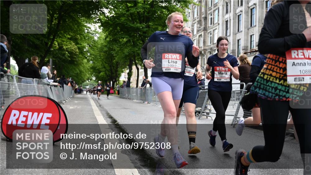 14.06.2026 - REWE Women's Run J. Mangold http://msf.ph/oto/9752308 14.06.2026 10:06:58 Ziel 10006, 10007, 10008, 10009, 10117, 10467, 10888, 10949, 11084, 11127, 11161, 11192 meine-sportfotos.de