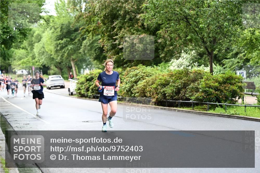 14.06.2026 - REWE Women's Run Dr. Thomas Lammeyer http://msf.ph/oto/9752403 14.06.2026 09:15:18 Laufen 10407 meine-sportfotos.de