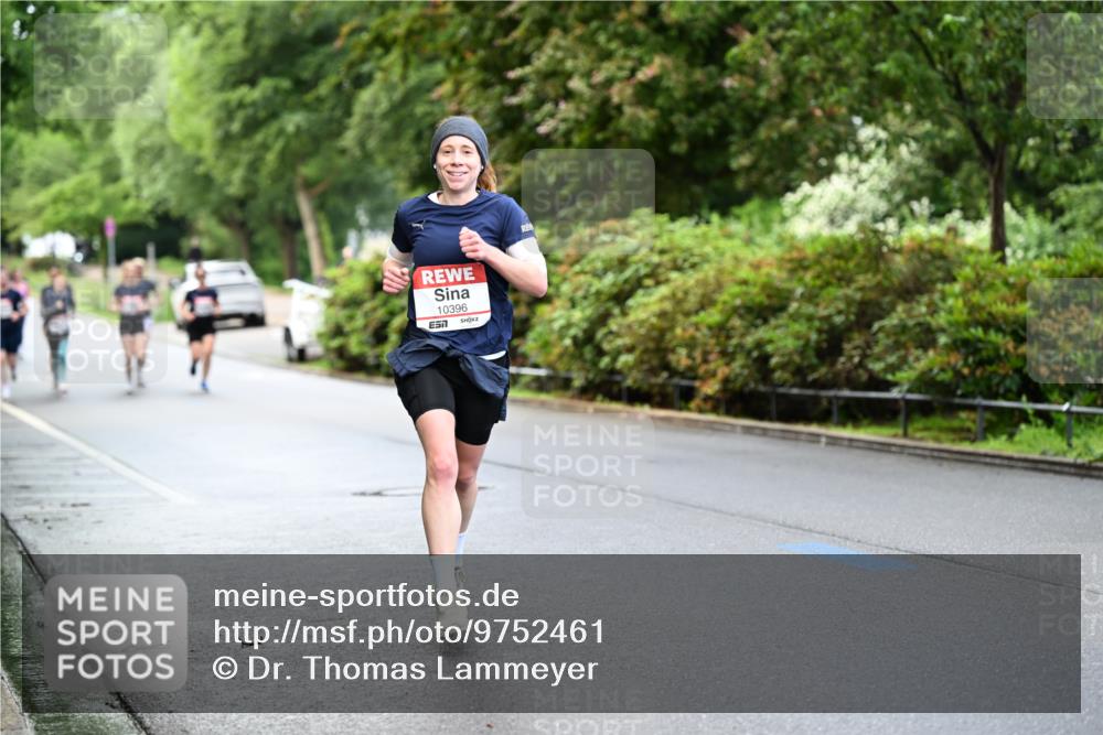 14.06.2026 - REWE Women's Run Dr. Thomas Lammeyer http://msf.ph/oto/9752461 14.06.2026 09:15:22 Laufen 10396, 7 meine-sportfotos.de