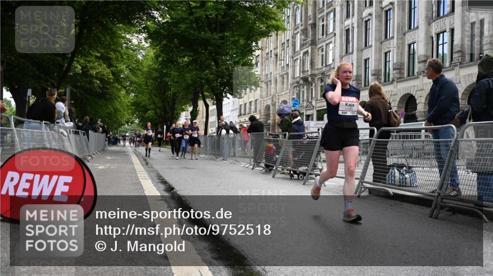 14.06.2026 - REWE Women's Run J. Mangold http://msf.ph/oto/9752518 14.06.2026 10:07:43 Ziel 10213, 11073, 11480 meine-sportfotos.de