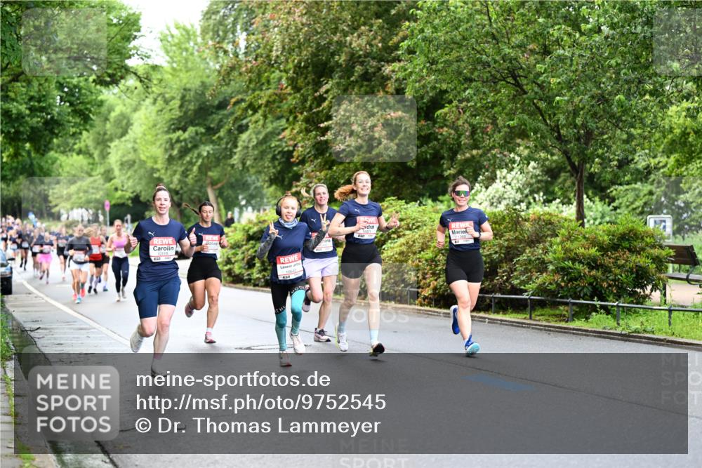 14.06.2026 - REWE Women's Run Dr. Thomas Lammeyer http://msf.ph/oto/9752545 14.06.2026 09:15:29 Laufen 10115, 10642, 10021, 1360 meine-sportfotos.de
