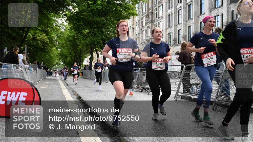14.06.2026 - REWE Women's Run J. Mangold http://msf.ph/oto/9752550 14.06.2026 10:07:52 Ziel 10353, 10371, 10723, 10739, 10743, 11145, 11376, 11393 meine-sportfotos.de