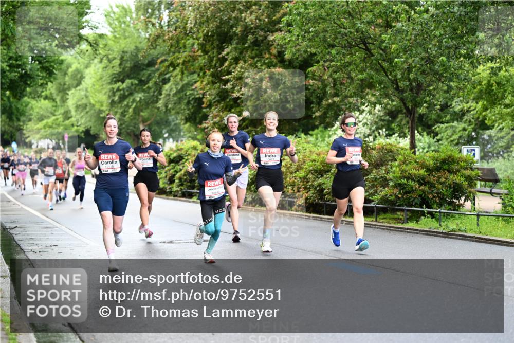 14.06.2026 - REWE Women's Run Dr. Thomas Lammeyer http://msf.ph/oto/9752551 14.06.2026 09:15:29 Laufen 10115, 10642, 10021 meine-sportfotos.de