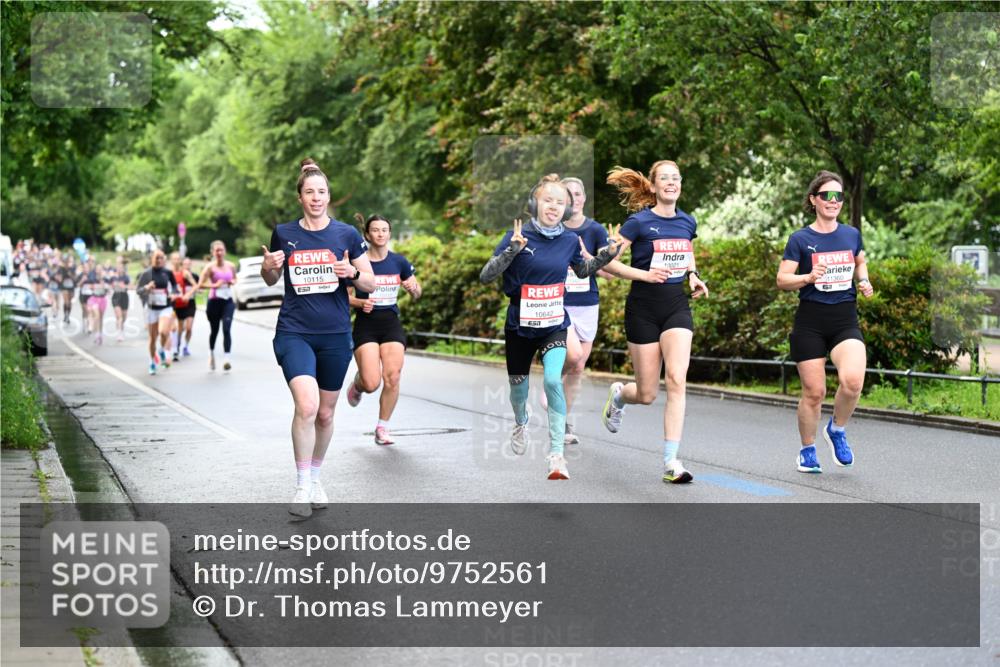 14.06.2026 - REWE Women's Run Dr. Thomas Lammeyer http://msf.ph/oto/9752561 14.06.2026 09:15:30 Laufen 10115, 10642, 7 meine-sportfotos.de