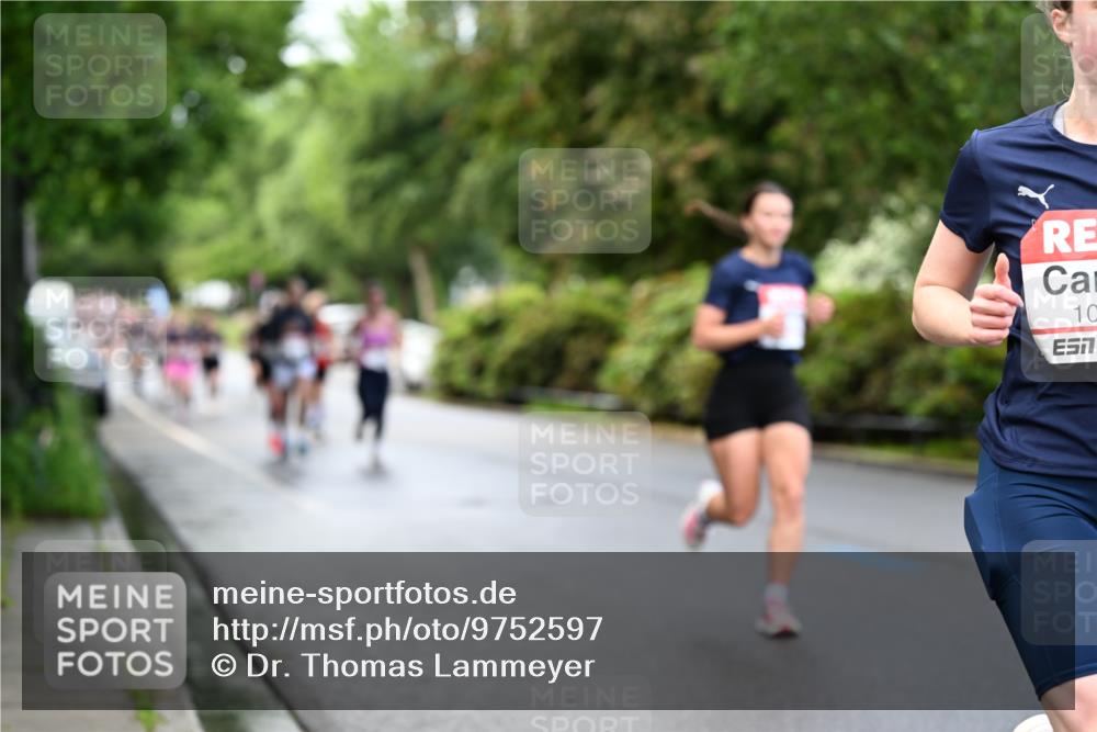 14.06.2026 - REWE Women's Run Dr. Thomas Lammeyer http://msf.ph/oto/9752597 14.06.2026 09:15:32 Laufen 10, 7 meine-sportfotos.de