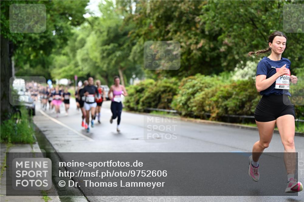 14.06.2026 - REWE Women's Run Dr. Thomas Lammeyer http://msf.ph/oto/9752606 14.06.2026 09:15:33 Laufen 10312, 7 meine-sportfotos.de