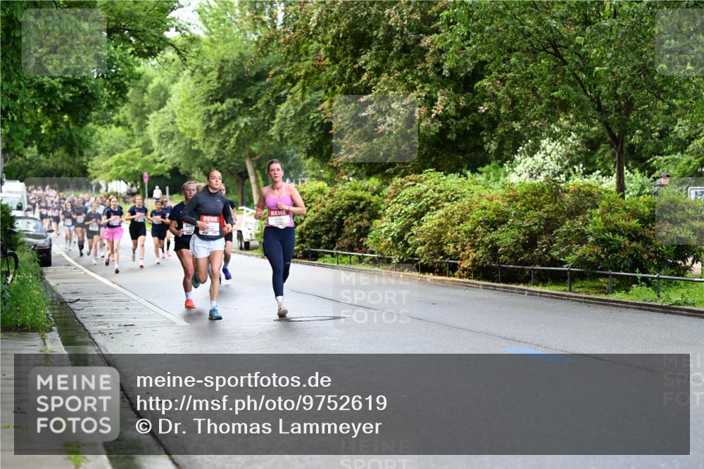14.06.2026 - REWE Women's Run Dr. Thomas Lammeyer http://msf.ph/oto/9752619 14.06.2026 09:15:34 Laufen 11529 meine-sportfotos.de