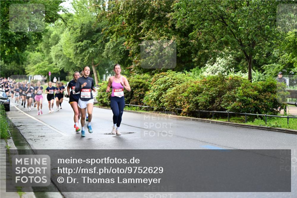14.06.2026 - REWE Women's Run Dr. Thomas Lammeyer http://msf.ph/oto/9752629 14.06.2026 09:15:34 Laufen 11530 meine-sportfotos.de
