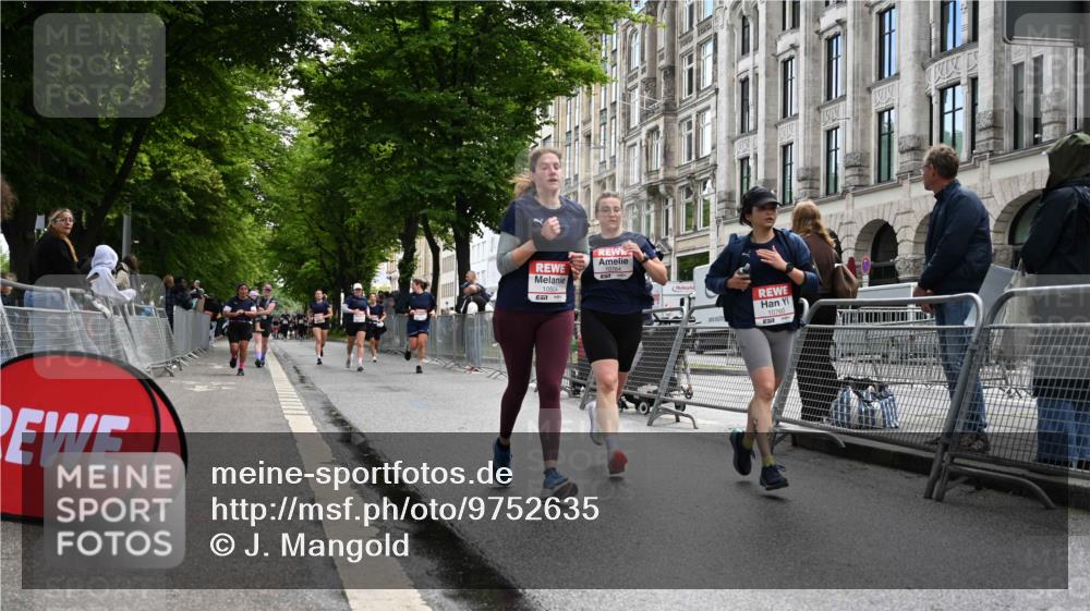 14.06.2026 - REWE Women's Run J. Mangold http://msf.ph/oto/9752635 14.06.2026 10:08:08 Ziel 10504, 10574, 10582, 10760, 10764, 11200 meine-sportfotos.de