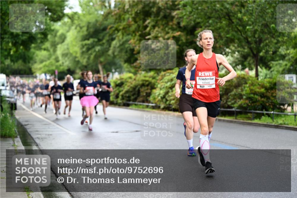 14.06.2026 - REWE Women's Run Dr. Thomas Lammeyer http://msf.ph/oto/9752696 14.06.2026 09:15:38 Laufen 10346 meine-sportfotos.de