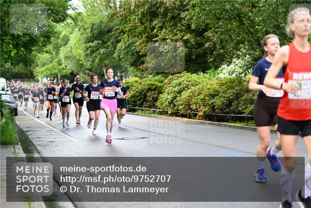 14.06.2026 - REWE Women's Run Dr. Thomas Lammeyer http://msf.ph/oto/9752707 14.06.2026 09:15:39 Laufen 10102, 747 meine-sportfotos.de