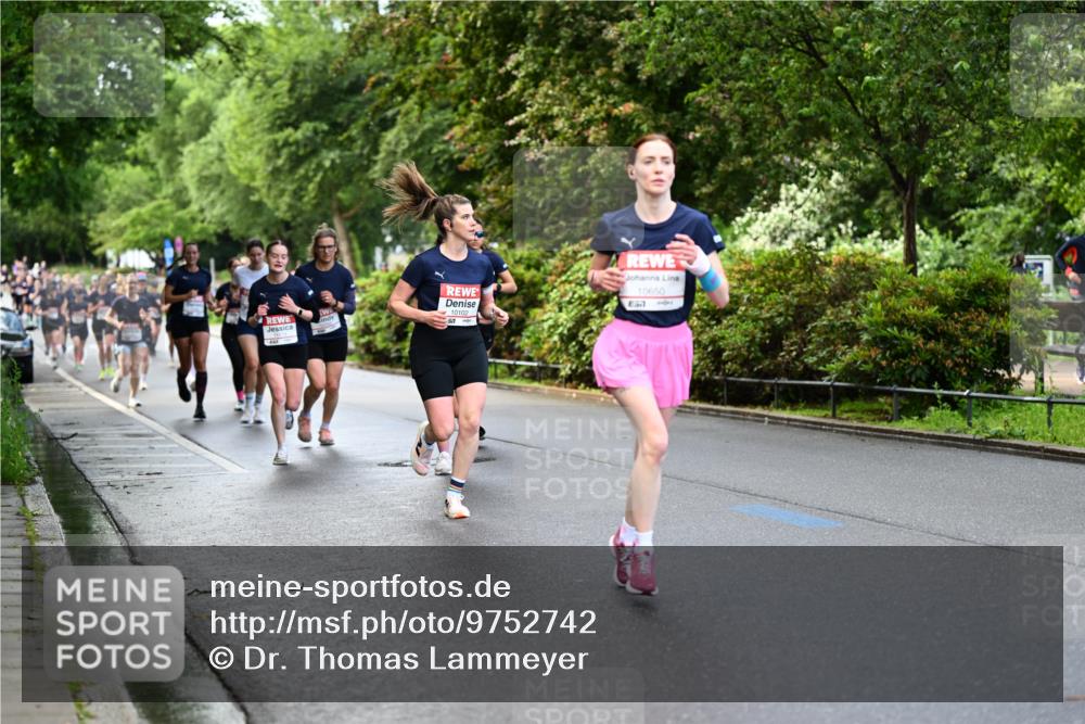 14.06.2026 - REWE Women's Run Dr. Thomas Lammeyer http://msf.ph/oto/9752742 14.06.2026 09:15:41 Laufen 10102, 10650 meine-sportfotos.de
