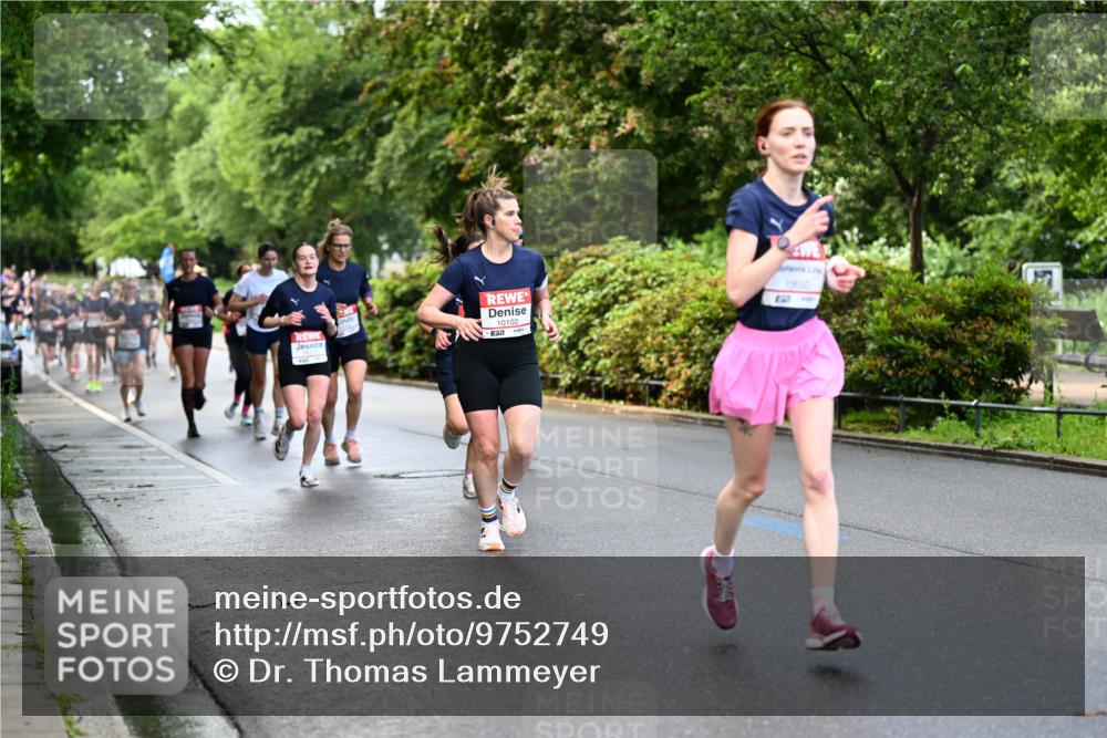 14.06.2026 - REWE Women's Run Dr. Thomas Lammeyer http://msf.ph/oto/9752749 14.06.2026 09:15:42 Laufen 10102, 10650, 5 meine-sportfotos.de