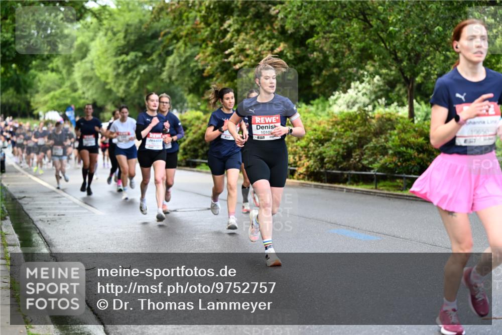 14.06.2026 - REWE Women's Run Dr. Thomas Lammeyer http://msf.ph/oto/9752757 14.06.2026 09:15:42 Laufen 10102, 57, 10650 meine-sportfotos.de