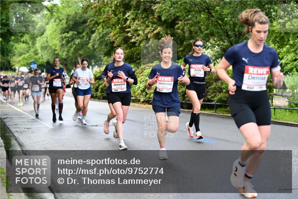 14.06.2026 - REWE Women's Run Dr. Thomas Lammeyer http://msf.ph/oto/9752774 14.06.2026 09:15:43 Laufen 10102, 11173, 57, 10894, 657, 10935 meine-sportfotos.de