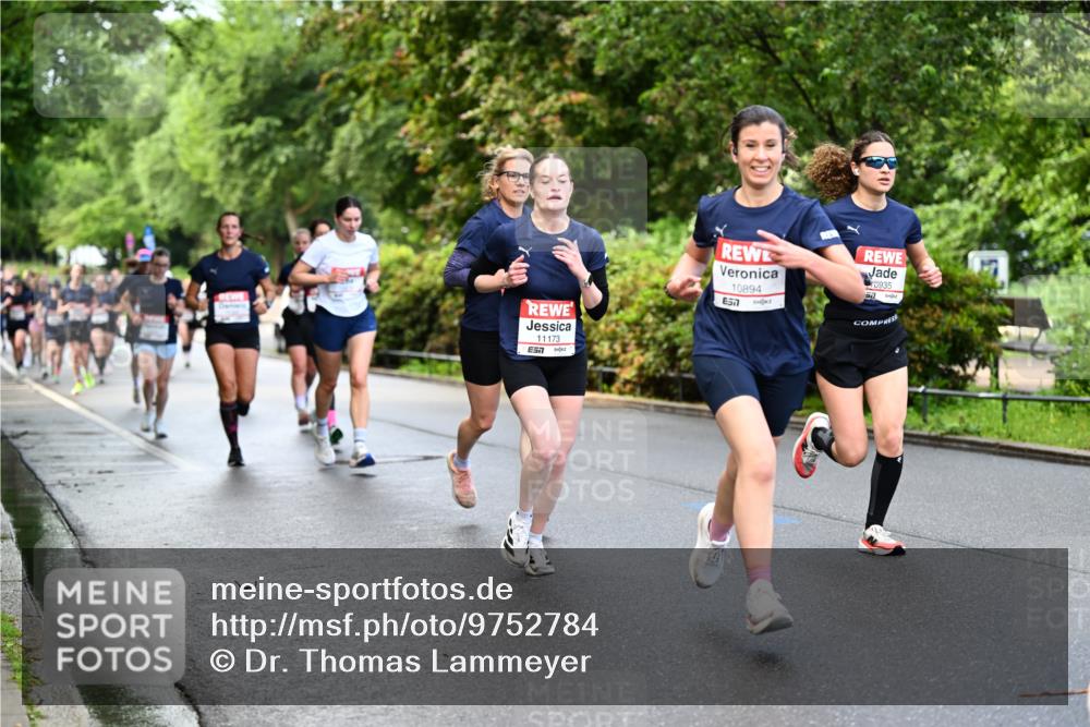 14.06.2026 - REWE Women's Run Dr. Thomas Lammeyer http://msf.ph/oto/9752784 14.06.2026 09:15:44 Laufen 11173, 7, 10894, 657, 0935, 57 meine-sportfotos.de