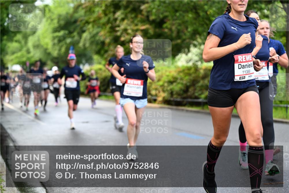 14.06.2026 - REWE Women's Run Dr. Thomas Lammeyer http://msf.ph/oto/9752846 14.06.2026 09:15:48 Laufen 11388, 10958 meine-sportfotos.de