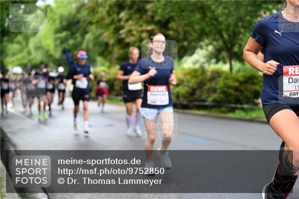 14.06.2026 - REWE Women's Run Dr. Thomas Lammeyer http://msf.ph/oto/9752850 14.06.2026 09:15:48 Laufen 11 meine-sportfotos.de