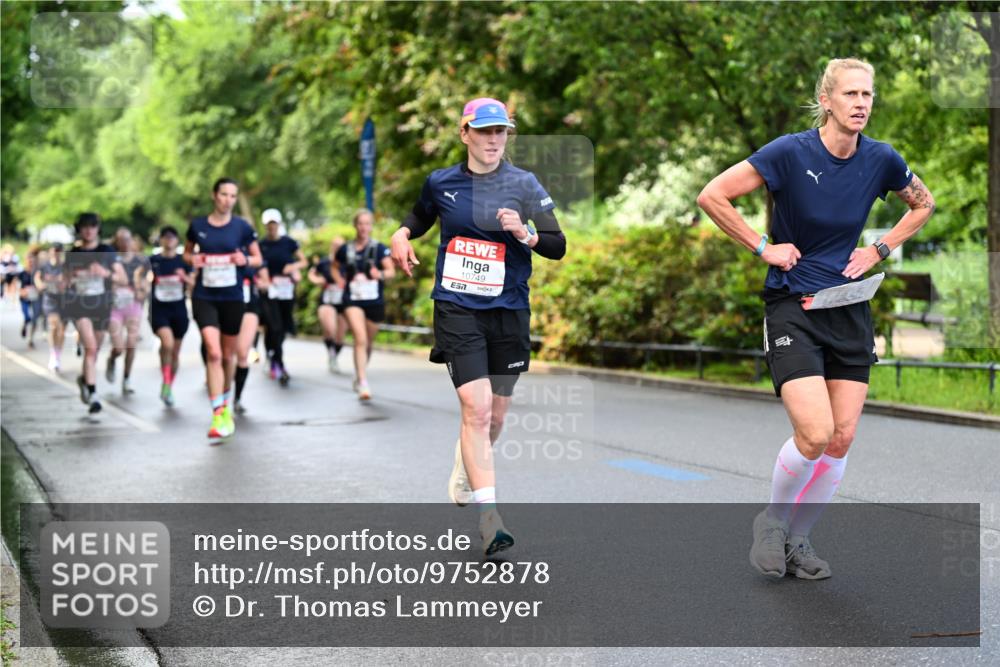 14.06.2026 - REWE Women's Run Dr. Thomas Lammeyer http://msf.ph/oto/9752878 14.06.2026 09:15:50 Laufen 10749 meine-sportfotos.de