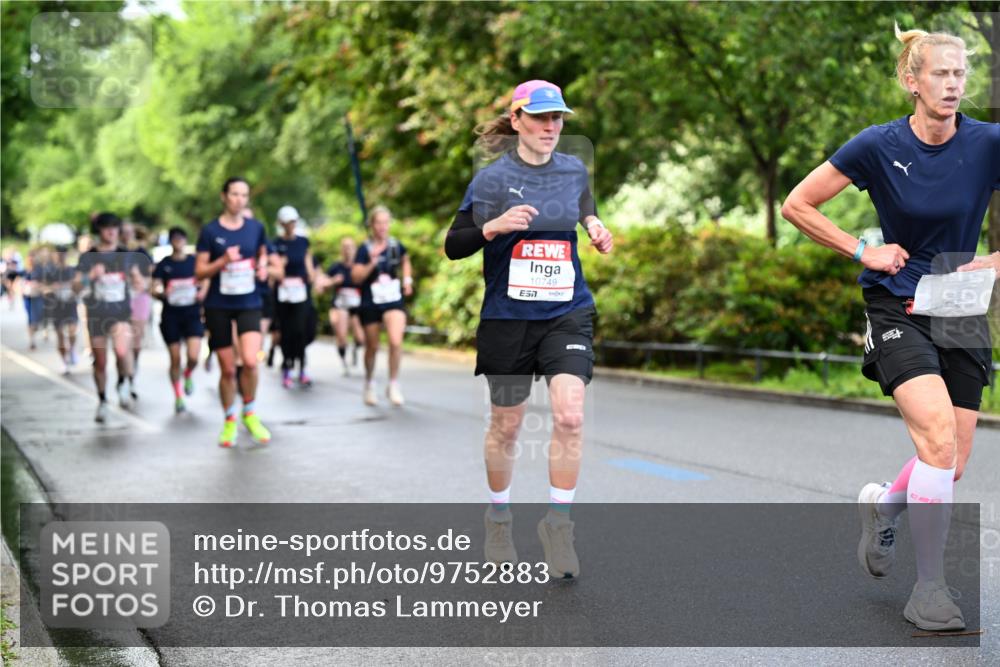 14.06.2026 - REWE Women's Run Dr. Thomas Lammeyer http://msf.ph/oto/9752883 14.06.2026 09:15:50 Laufen 10749, 57 meine-sportfotos.de