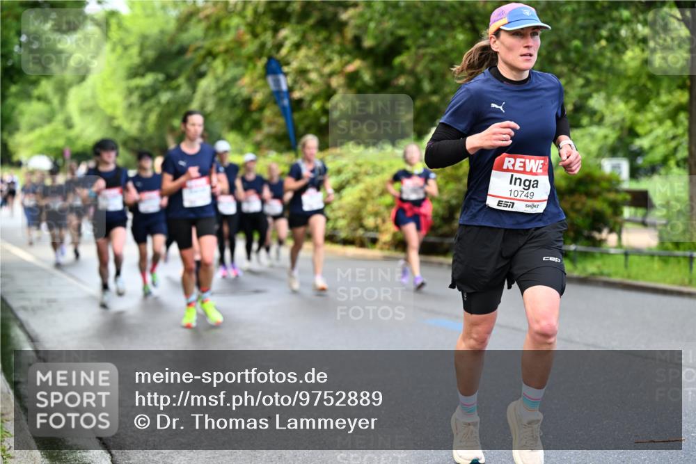 14.06.2026 - REWE Women's Run Dr. Thomas Lammeyer http://msf.ph/oto/9752889 14.06.2026 09:15:51 Laufen 10749 meine-sportfotos.de