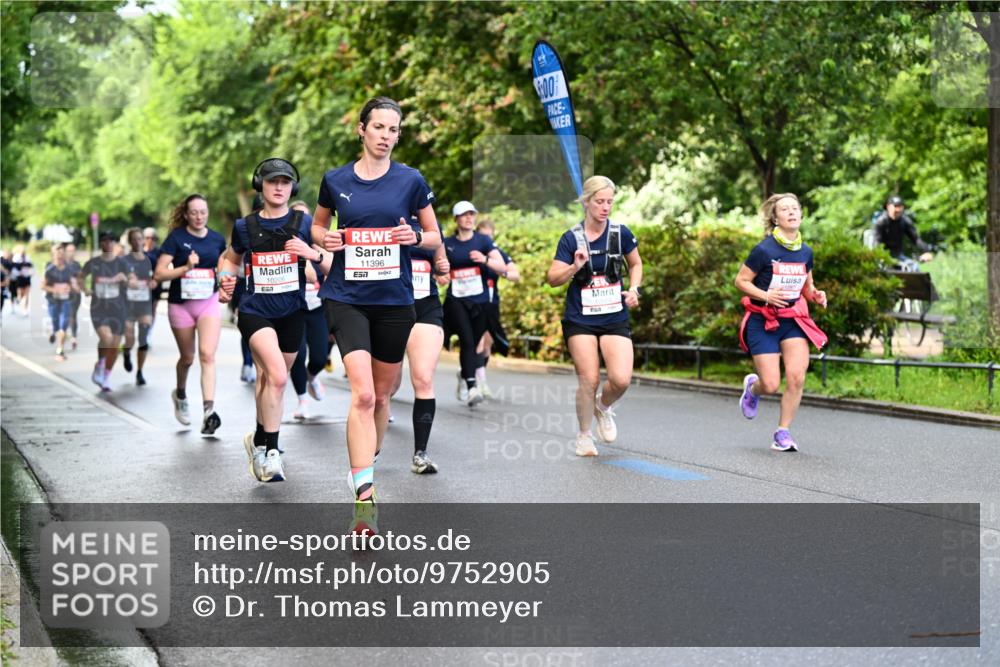 14.06.2026 - REWE Women's Run Dr. Thomas Lammeyer http://msf.ph/oto/9752905 14.06.2026 09:15:52 Laufen 10206, 11396, 7, 00 meine-sportfotos.de