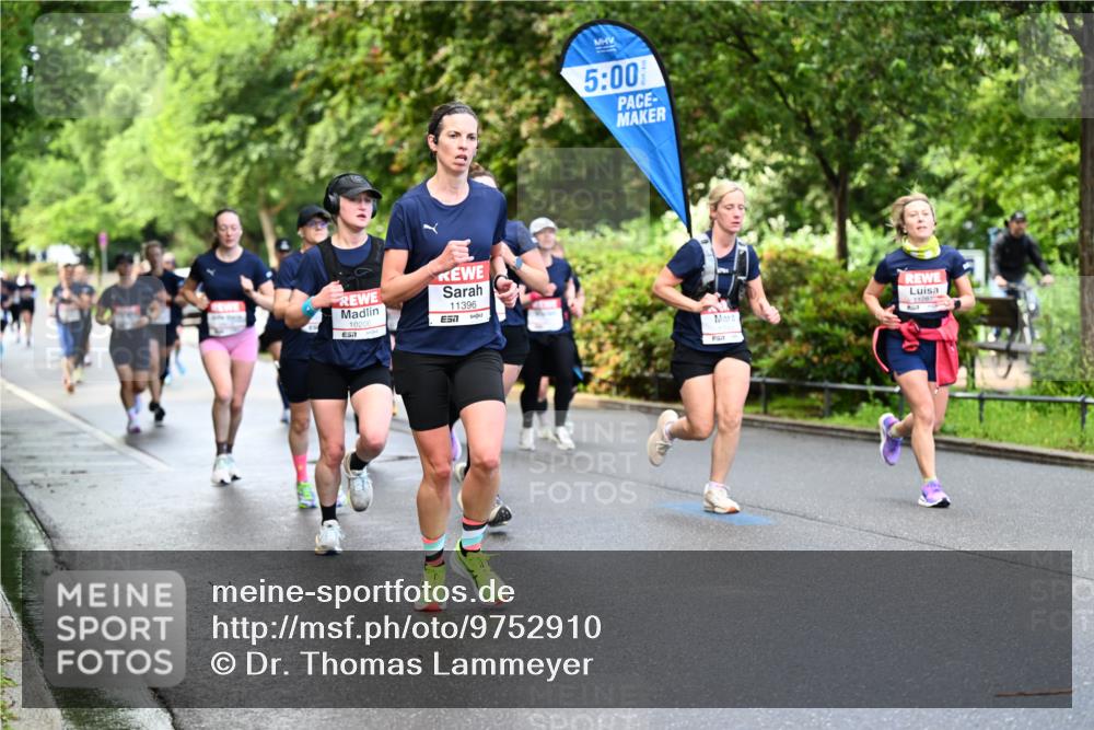 14.06.2026 - REWE Women's Run Dr. Thomas Lammeyer http://msf.ph/oto/9752910 14.06.2026 09:15:52 Laufen 10206, 7, 11396, 57, 5, 00 meine-sportfotos.de