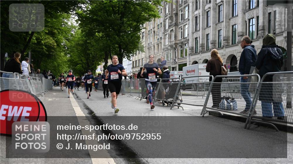 14.06.2026 - REWE Women's Run J. Mangold http://msf.ph/oto/9752955 14.06.2026 10:09:19 Ziel 10139, 10208, 10417, 10641, 10928, 10977, 11083, 11169, 11374, 11431 meine-sportfotos.de
