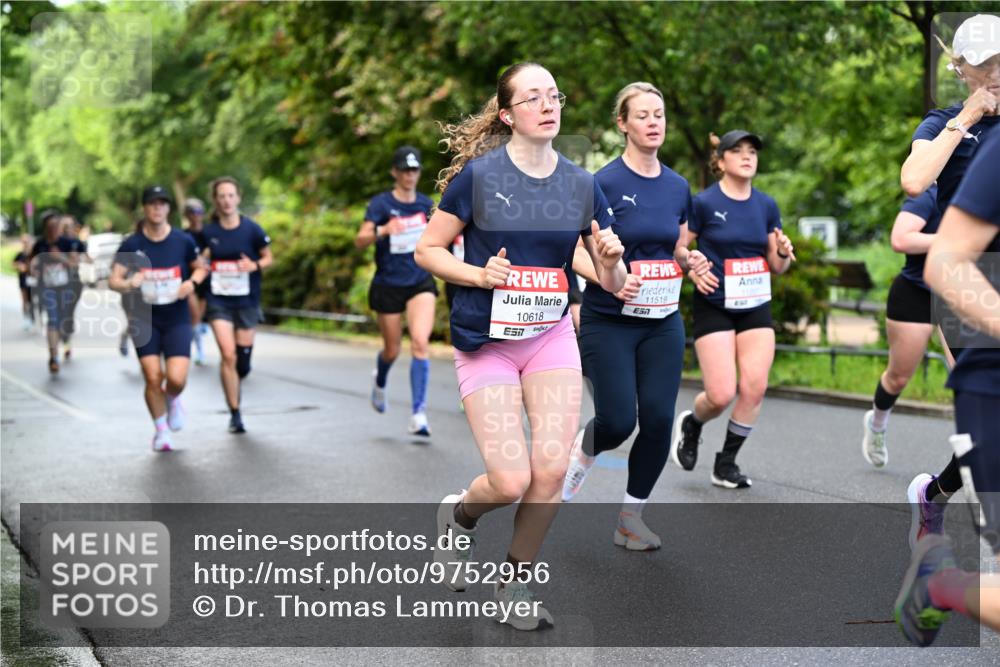 14.06.2026 - REWE Women's Run Dr. Thomas Lammeyer http://msf.ph/oto/9752956 14.06.2026 09:15:55 Laufen 10618, 7, 11519 meine-sportfotos.de