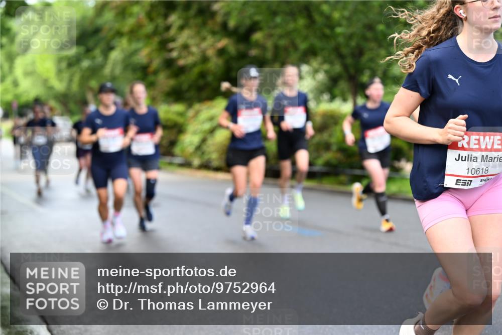 14.06.2026 - REWE Women's Run Dr. Thomas Lammeyer http://msf.ph/oto/9752964 14.06.2026 09:15:56 Laufen 10618, 7 meine-sportfotos.de