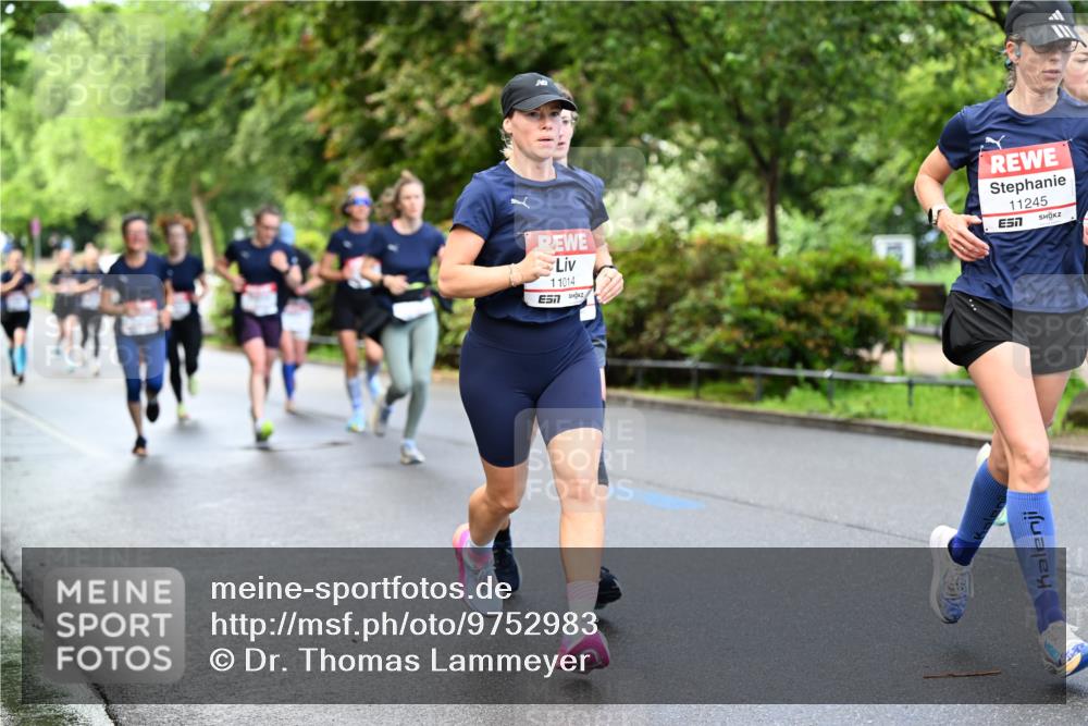 14.06.2026 - REWE Women's Run Dr. Thomas Lammeyer http://msf.ph/oto/9752983 14.06.2026 09:15:57 Laufen 11014, 11245 meine-sportfotos.de