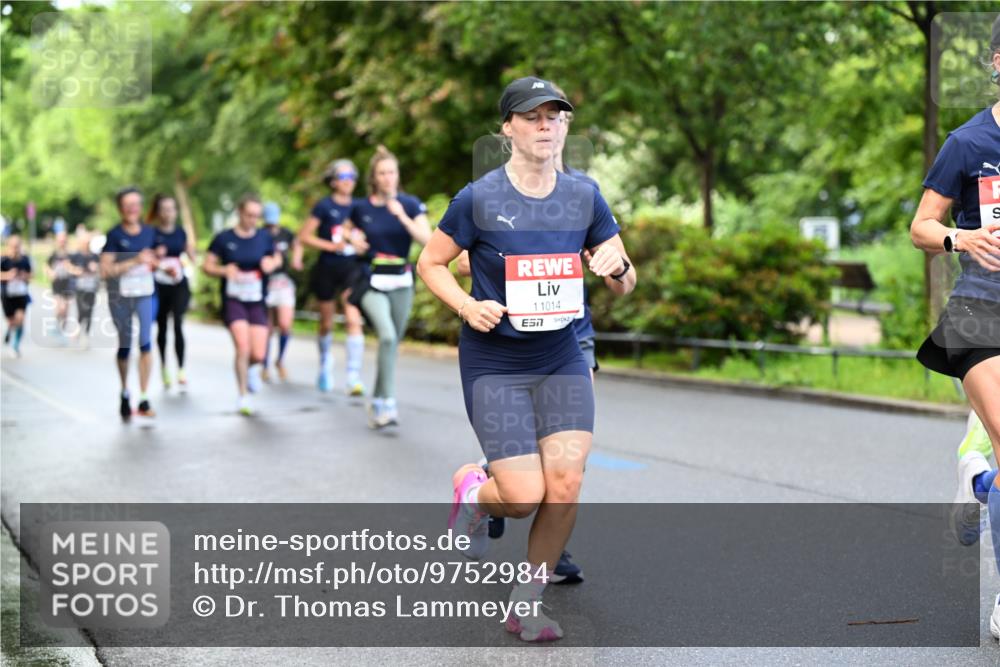 14.06.2026 - REWE Women's Run Dr. Thomas Lammeyer http://msf.ph/oto/9752984 14.06.2026 09:15:57 Laufen 11014, 7 meine-sportfotos.de