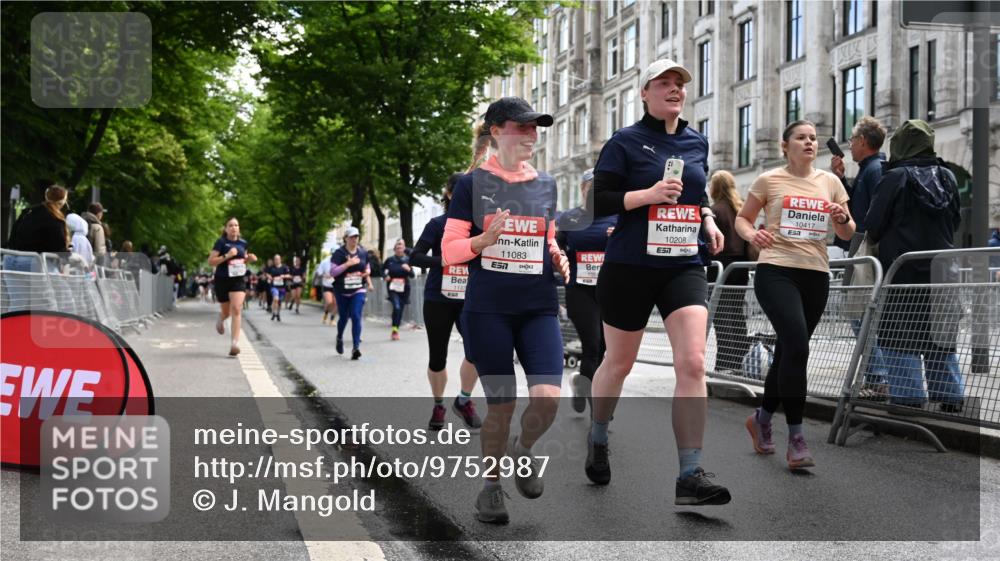 14.06.2026 - REWE Women's Run J. Mangold http://msf.ph/oto/9752987 14.06.2026 10:09:24 Ziel 10208, 10417, 10641, 10725, 10862, 10889, 10928, 11083, 11169, 11177, 11374 meine-sportfotos.de