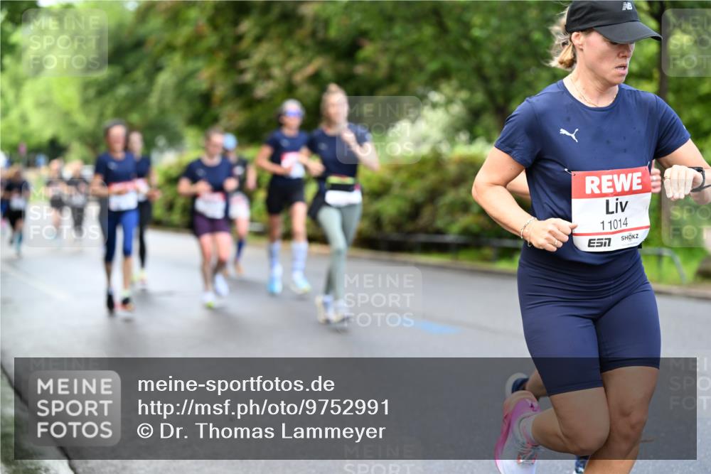 14.06.2026 - REWE Women's Run Dr. Thomas Lammeyer http://msf.ph/oto/9752991 14.06.2026 09:15:58 Laufen 11014, 7 meine-sportfotos.de