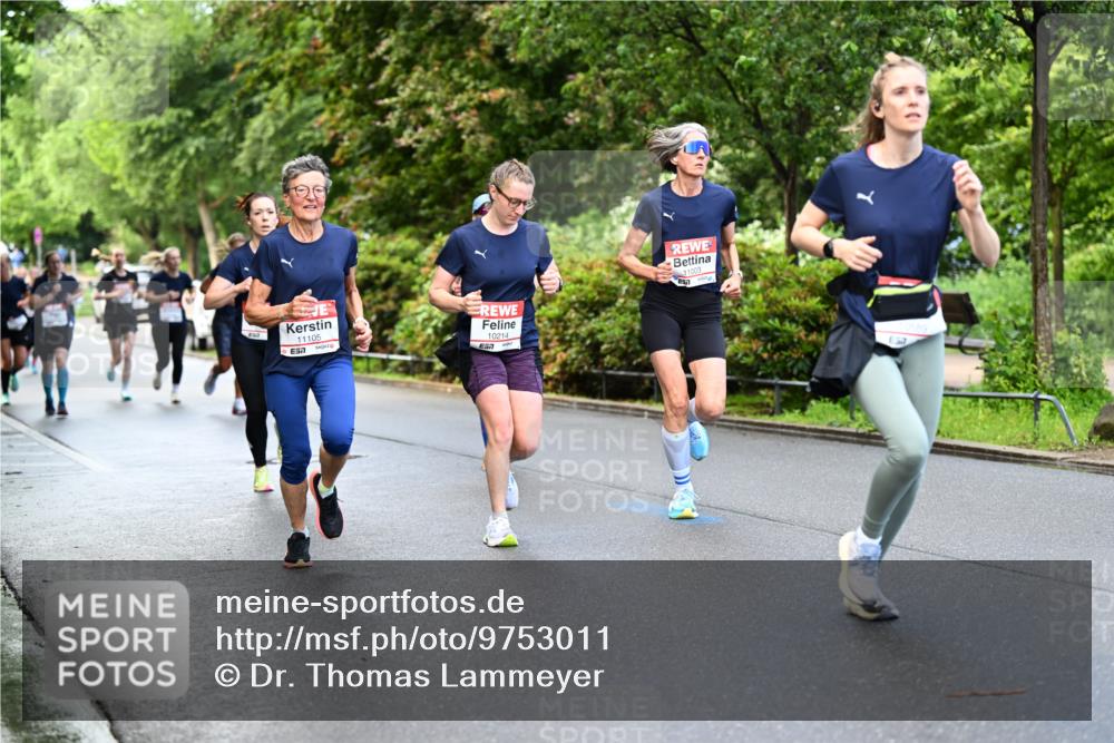 14.06.2026 - REWE Women's Run Dr. Thomas Lammeyer http://msf.ph/oto/9753011 14.06.2026 09:15:59 Laufen 11105, 10214, 11003 meine-sportfotos.de