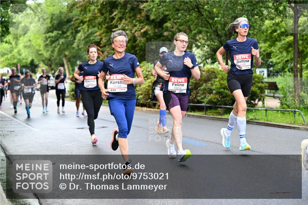 14.06.2026 - REWE Women's Run Dr. Thomas Lammeyer http://msf.ph/oto/9753021 14.06.2026 09:16:00 Laufen 11105, 7, 10214, 57, 11003 meine-sportfotos.de