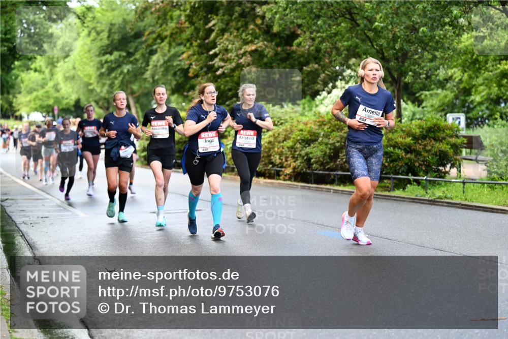 14.06.2026 - REWE Women's Run Dr. Thomas Lammeyer http://msf.ph/oto/9753076 14.06.2026 09:16:04 Laufen 57, 10885, 657 meine-sportfotos.de