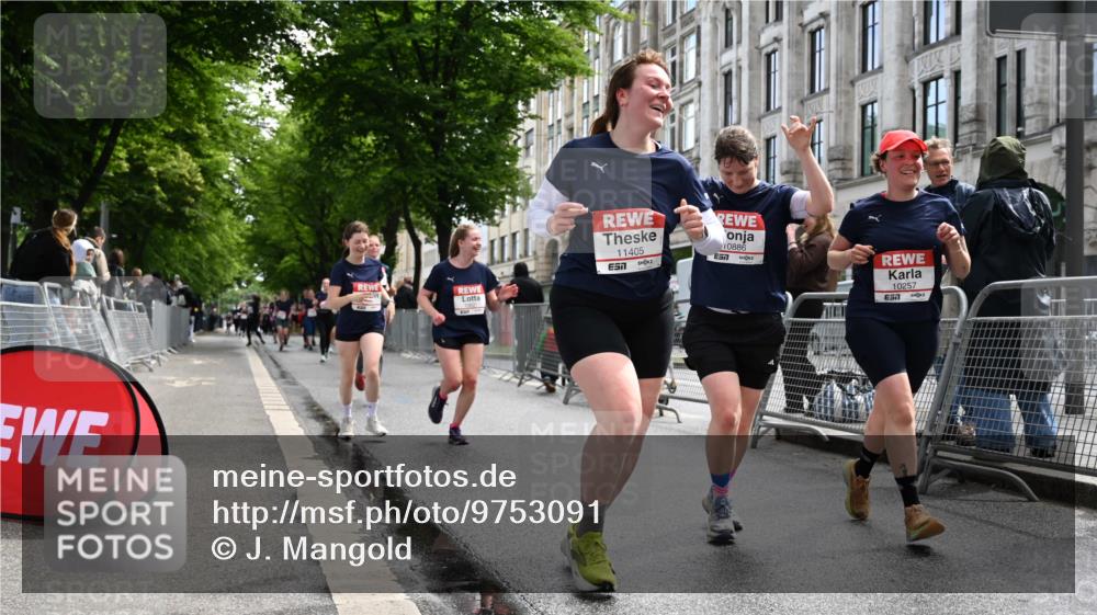 14.06.2026 - REWE Women's Run J. Mangold http://msf.ph/oto/9753091 14.06.2026 10:09:38 Ziel 10078, 10079, 10257, 10313, 10359, 10621, 10627, 10678, 10886, 11213, 11405 meine-sportfotos.de