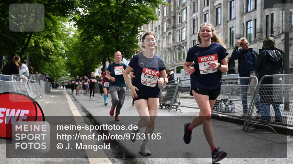 14.06.2026 - REWE Women's Run J. Mangold http://msf.ph/oto/9753105 14.06.2026 10:09:40 Ziel 10078, 10079, 10257, 10313, 10359, 10621, 10627, 10678, 10886, 10944, 11213, 11405, 11504 meine-sportfotos.de