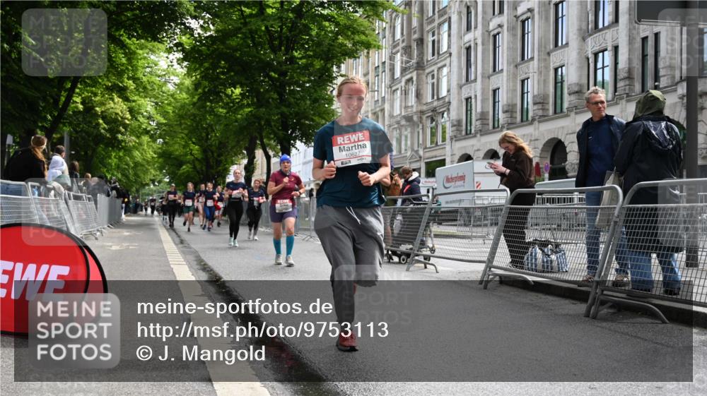 14.06.2026 - REWE Women's Run J. Mangold http://msf.ph/oto/9753113 14.06.2026 10:09:41 Ziel 10078, 10079, 10257, 10313, 10621, 10627, 10886, 10944, 11213, 11405, 11504 meine-sportfotos.de