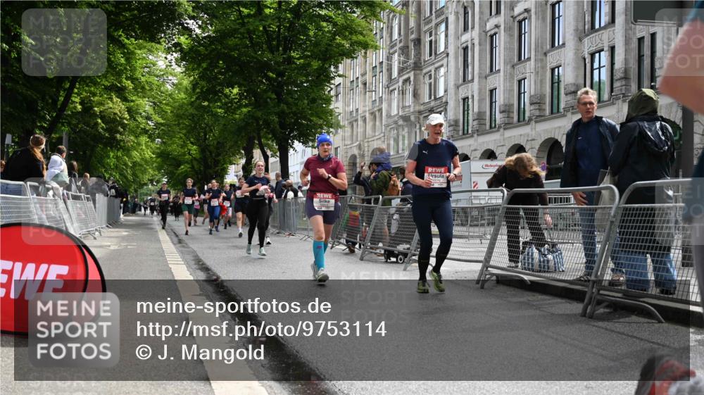 14.06.2026 - REWE Women's Run J. Mangold http://msf.ph/oto/9753114 14.06.2026 10:09:42 Ziel 10078, 10079, 10257, 10313, 10621, 10627, 10886, 10944, 11213, 11405, 11504 meine-sportfotos.de