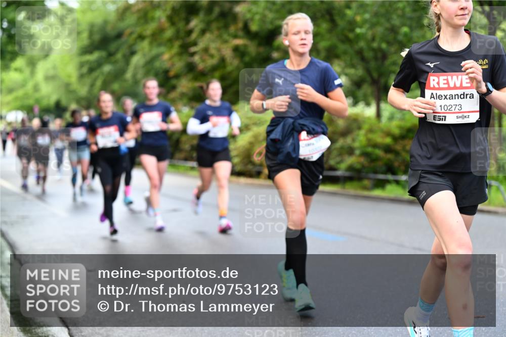 14.06.2026 - REWE Women's Run Dr. Thomas Lammeyer http://msf.ph/oto/9753123 14.06.2026 09:16:07 Laufen 10273, 7 meine-sportfotos.de