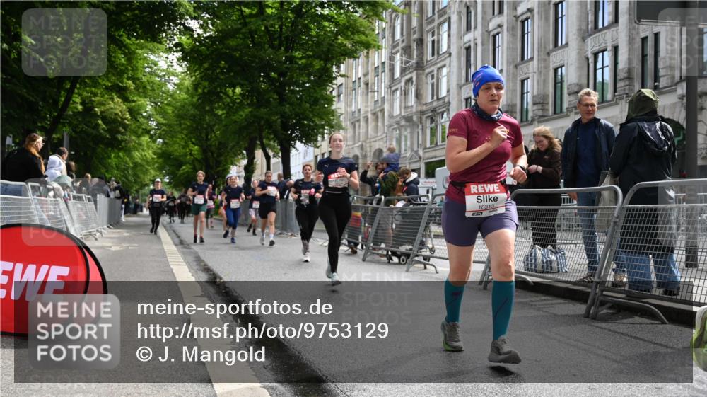 14.06.2026 - REWE Women's Run J. Mangold http://msf.ph/oto/9753129 14.06.2026 10:09:43 Ziel 10078, 10079, 10313, 10469, 10585, 10621, 10627, 10944, 11147, 11213, 11504 meine-sportfotos.de