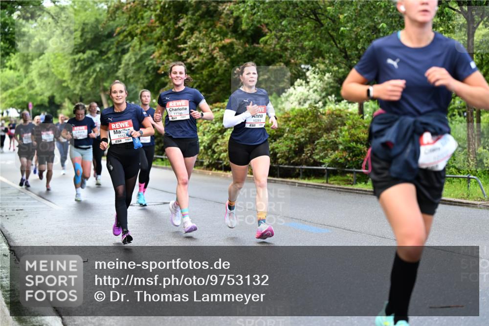 14.06.2026 - REWE Women's Run Dr. Thomas Lammeyer http://msf.ph/oto/9753132 14.06.2026 09:16:07 Laufen 1018, 11146, 10281 meine-sportfotos.de