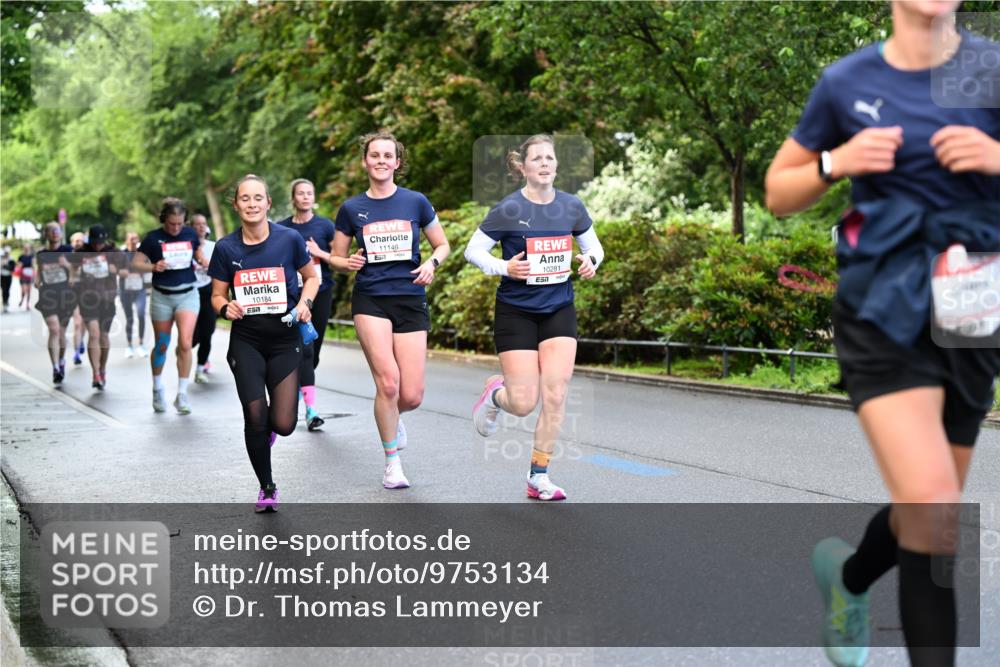 14.06.2026 - REWE Women's Run Dr. Thomas Lammeyer http://msf.ph/oto/9753134 14.06.2026 09:16:08 Laufen 10184, 11146, 10281, 51, 85 meine-sportfotos.de