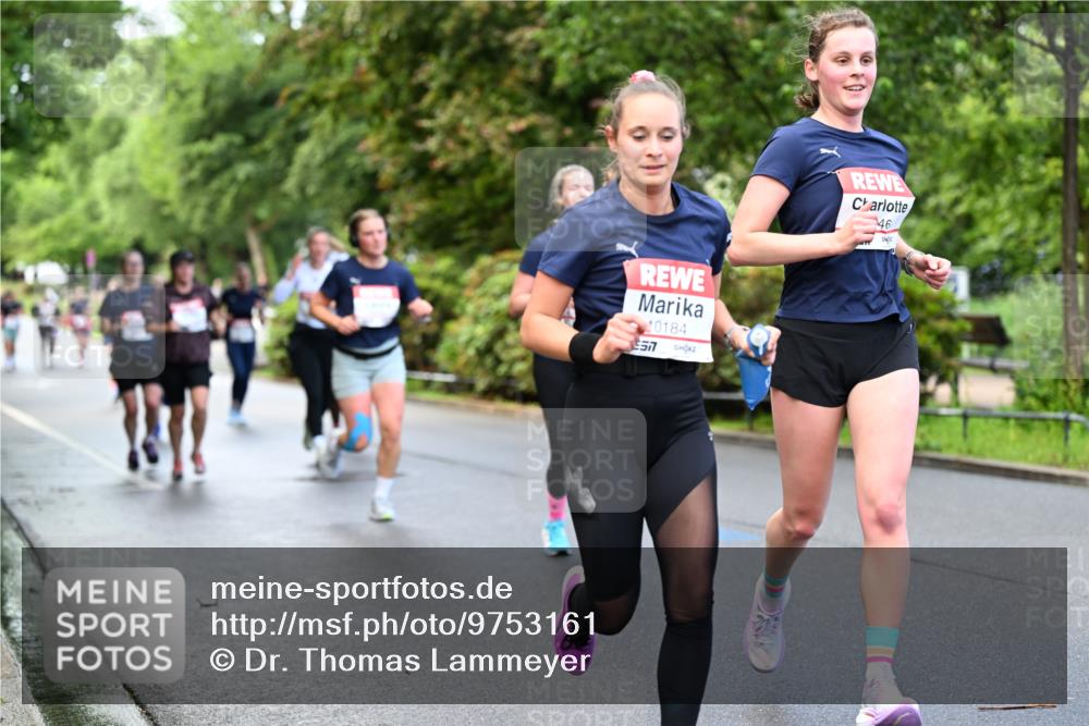 14.06.2026 - REWE Women's Run Dr. Thomas Lammeyer http://msf.ph/oto/9753161 14.06.2026 09:16:09 Laufen 10184, 57, 46, 400 meine-sportfotos.de